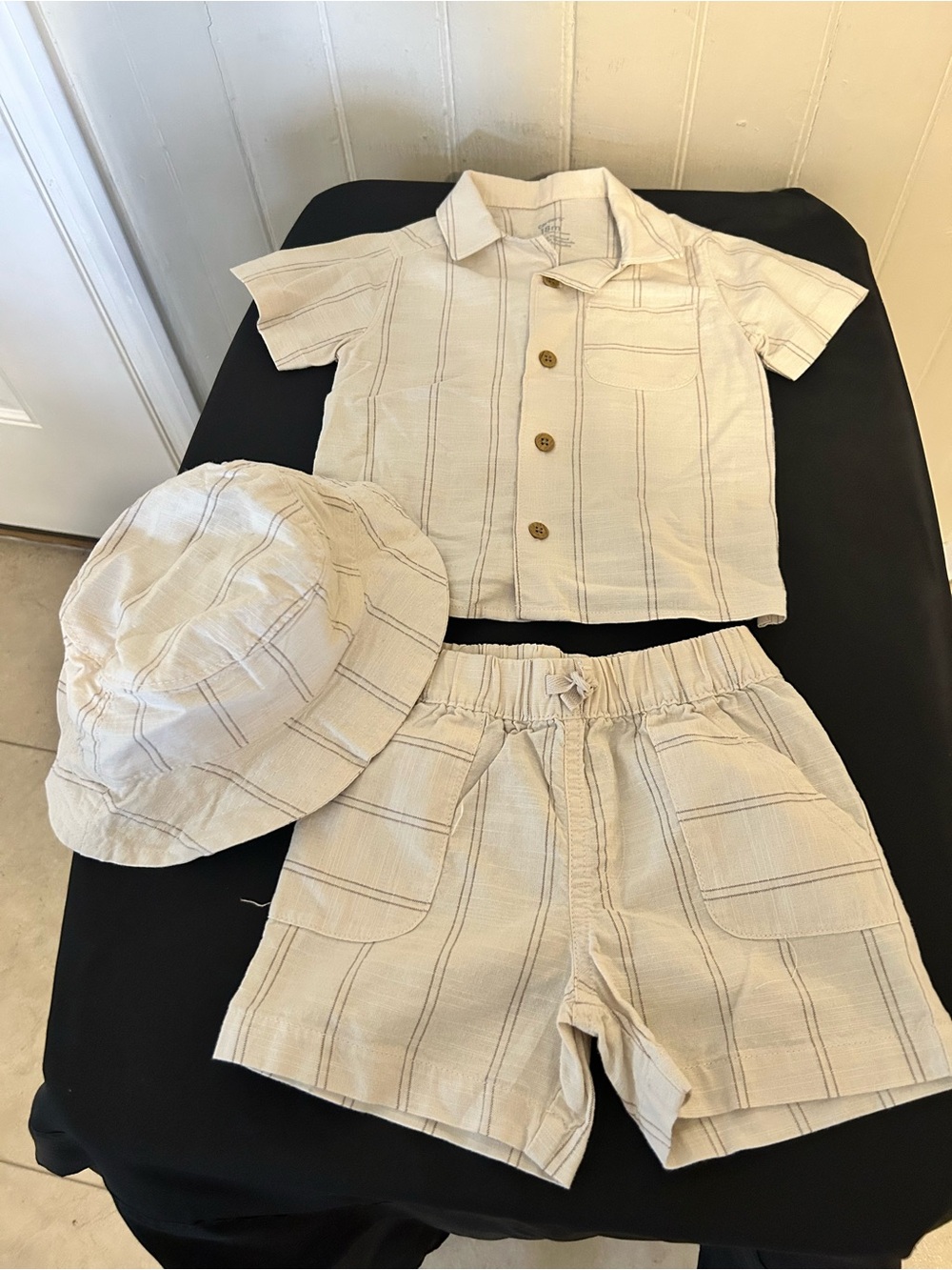Carter’s Baby Boy 3 Piece Striped Little Short & Hat Set/18 Months/Like New!